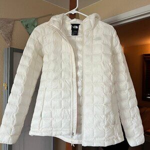 North Face ThermoBall Eco Hooded Insulated Jacket Womens S - BRAND NEW UNWORN